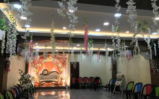 Hotel Grand Palace Banquet by OYO Rooms