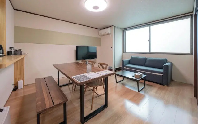 Takayama Stay Karatachi DX-B