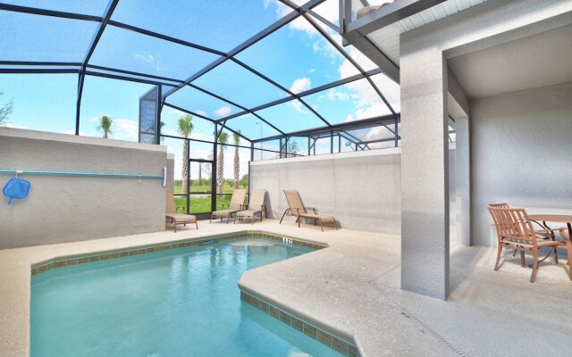 Storey Lake 4 Bedroom Townhome w Splashpool - 1603ST