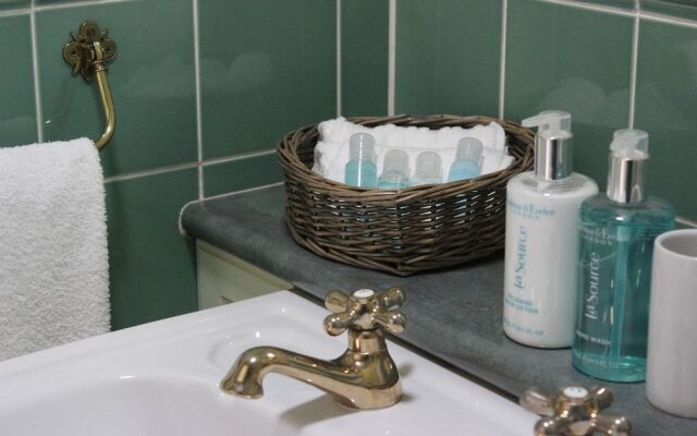 Pardlestone Farm: B&B