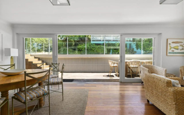 Poolside Stay - Close To Taronga Zoo & Luna Park