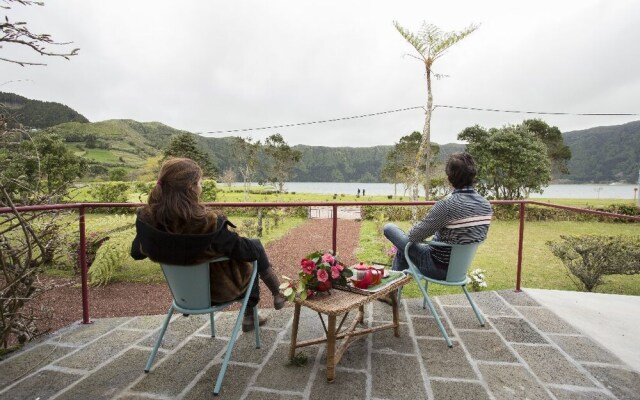 Sete Cidades Lake Lodge