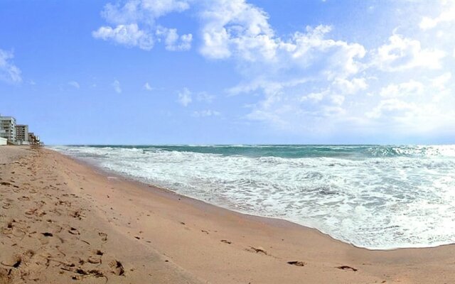 Palm Beach Oceanfront Inn