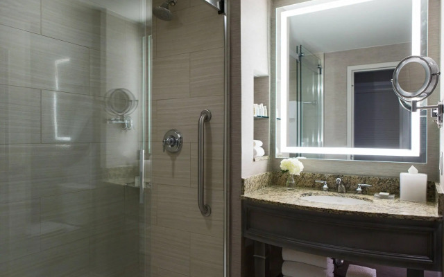 Renaissance Tampa International Plaza Hotel