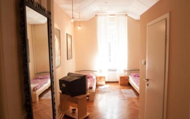 Rooms Grahor