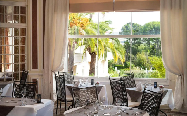 Grand Hotel Des Lecques, BW Signature Collection