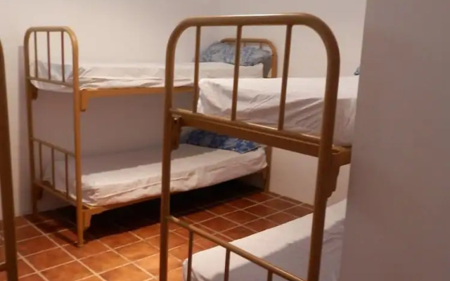 Albergue Restaurante Salto de Bierge - Hostel