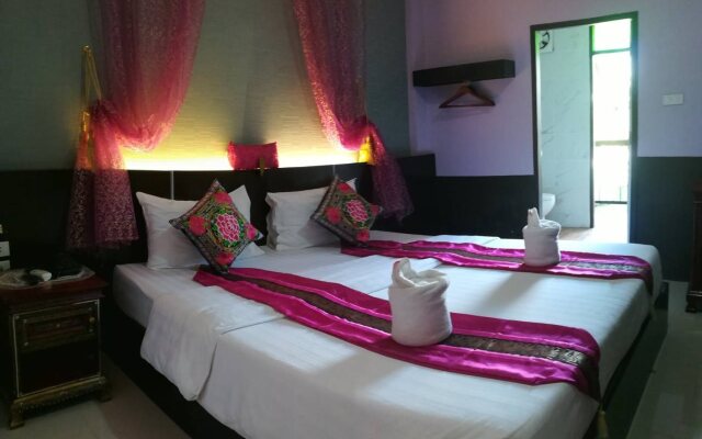 Fai Kham Boutique
