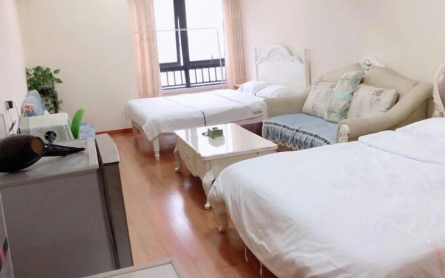 Shili Taohua Theme Apartment – Guest Rooms – Dongguan