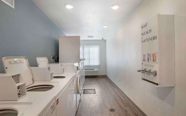 Extended Stay America Select Suites - Panama City - Callaway