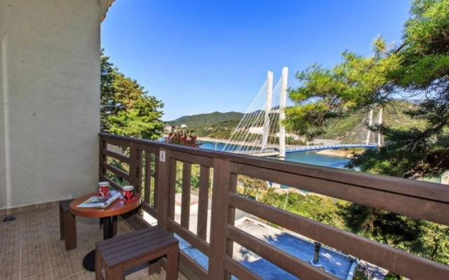 Jecheon Montmartre Pension
