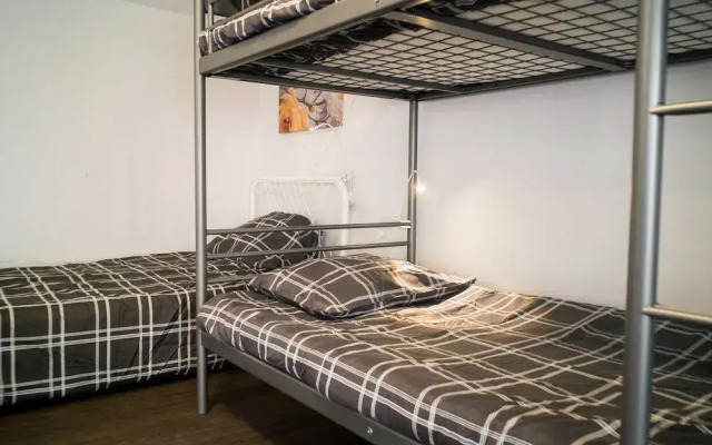 Amsterdam Guesthouse