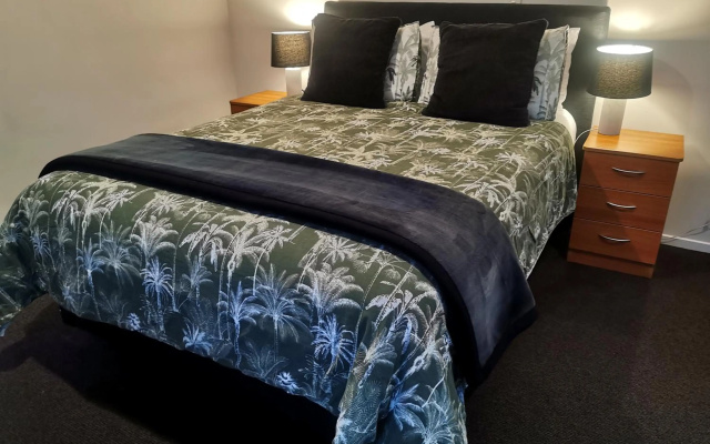 Ascot Motor Inn Taupo – Guest Rooms – Taupo