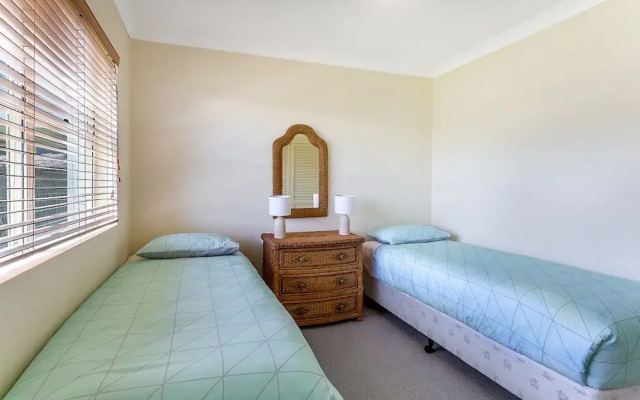 Birubi Lane 4 - Anna Bay