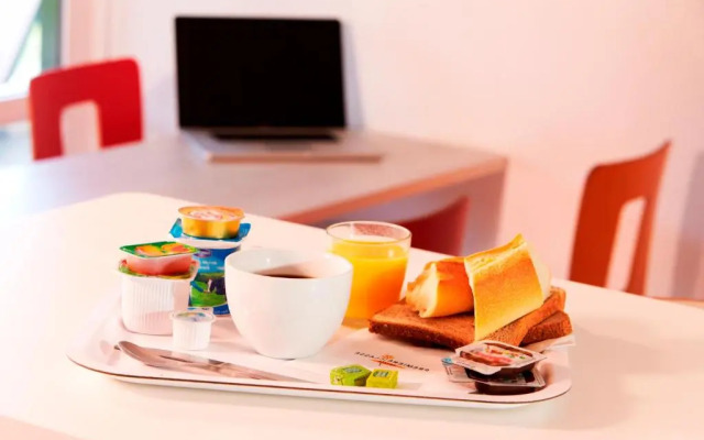 Premiere Classe Reims Sud Bezannes