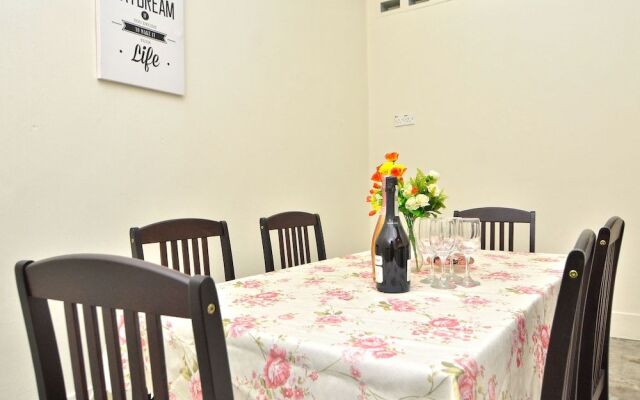 Jade Canning Garden Homestay