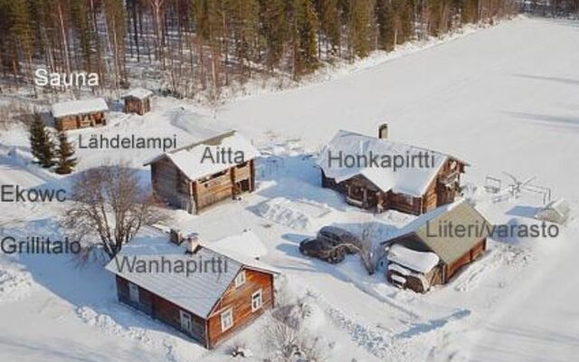 Holiday Home Pykälä - log village