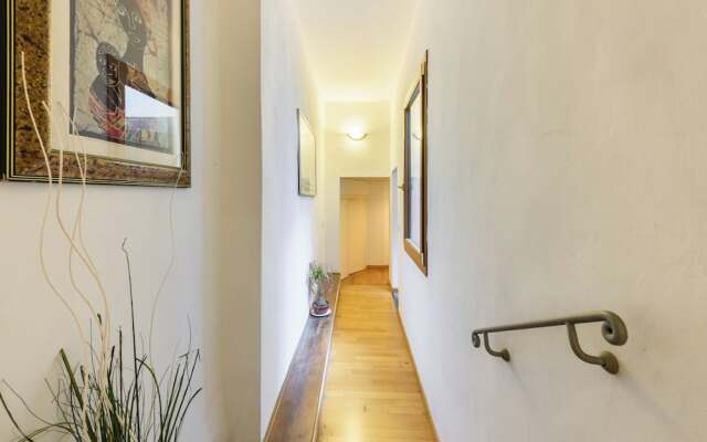 Montebello Place by Mmega