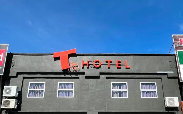 T Hotel Tandop