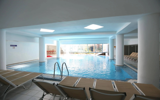 Izer Hotel Beach Club
