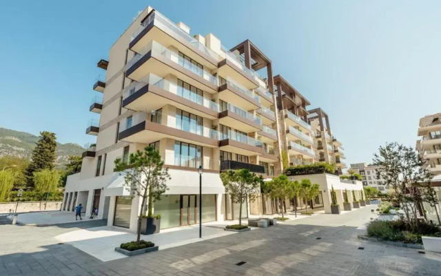 Porto Montenegro Luxury 1 Bedroom Apartment