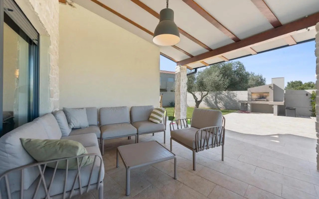 Villa Stellar