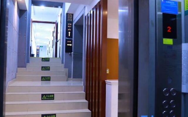 Thih Hotel Shanghai