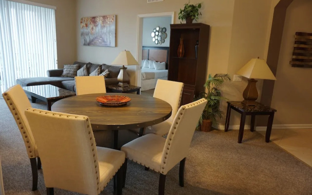 Universal Studio's Area Apt by CozyKey