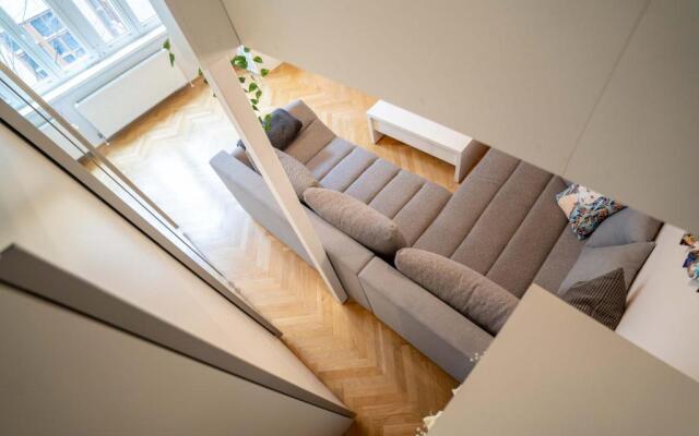 Cozy Modern Nest in the Heart of Vienna with Netflix