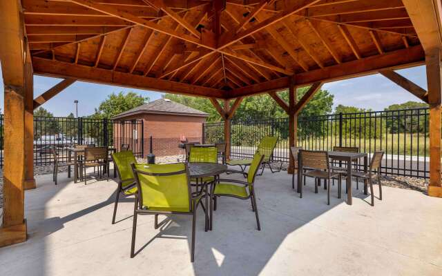 Extended Stay America Suites Wichita East
