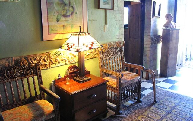 The Gallery Inn