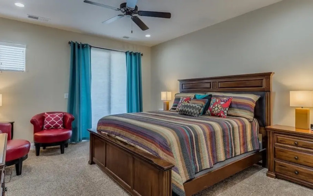 Desert Canyon Paradise 4 Bedroom Apts by Redawning