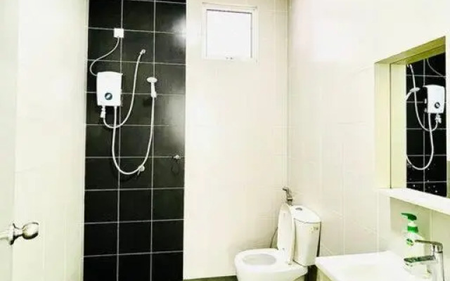 KT CITY HOMESTAY WITH 4 Bedrooms and POOL