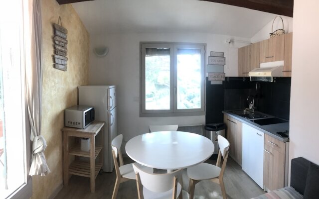 Maison terrasse parking plages vue mer