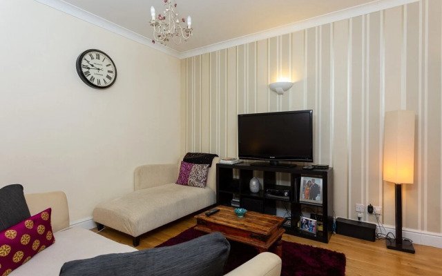 Flat Near Liverpool Street With 2 Bedrooms