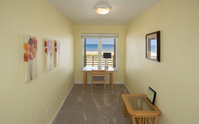 Neptune II - 9 Br Home