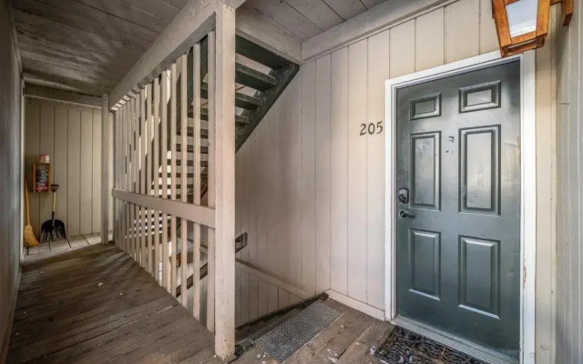 461 Northwest Passage 205