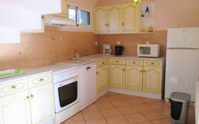 House With 3 Bedrooms in Laniscat, With Furnished Garden and Wifi - 50 km From the Beach