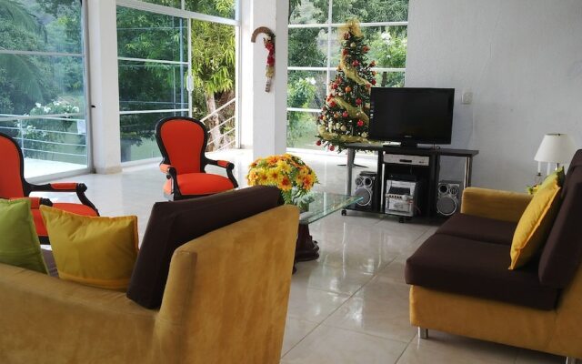 Casa Cristal Floresta