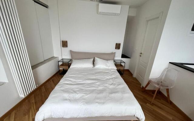 Brand new apartment with seaview & private parking