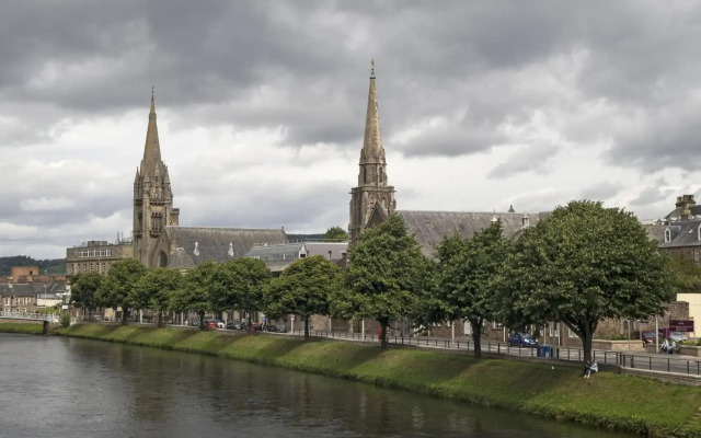 Silver Key Apartments III