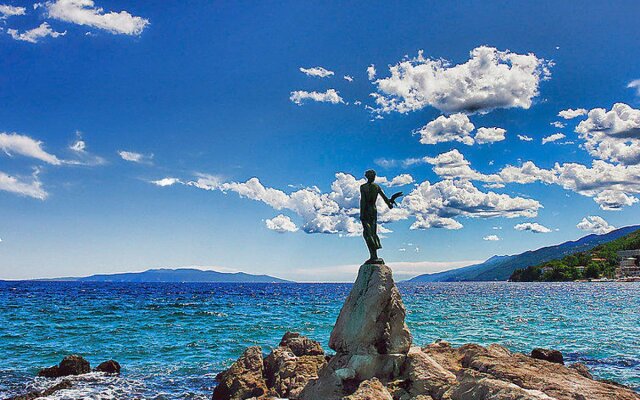 Apartment Silvana Civray 36790