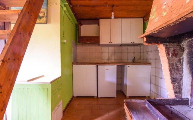 Nice Apartment in Campagnatico With 2 Bedrooms