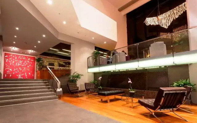 Holiday Inn