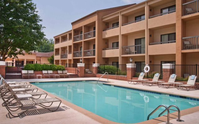 Courtyard by Marriott Charlotte Southpark