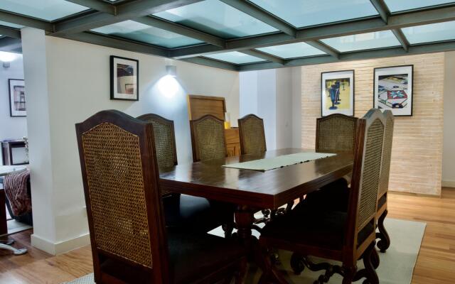 M (Nav9) Luxury Apartment-Madrid Downtown