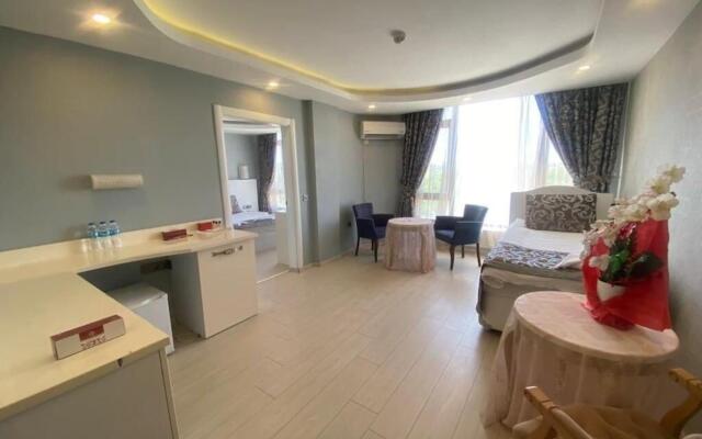 Firuze Beyaz Saray Otel