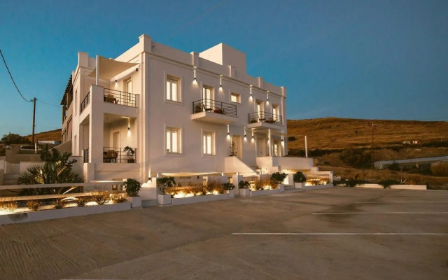 Aelia Suites Cycladic Simplicity