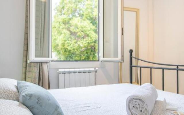 Suite Oisivité classée 3 étoiles avec Terrasse, Climatisation et Garage