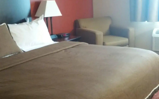 Grandstay Hotel & Suites